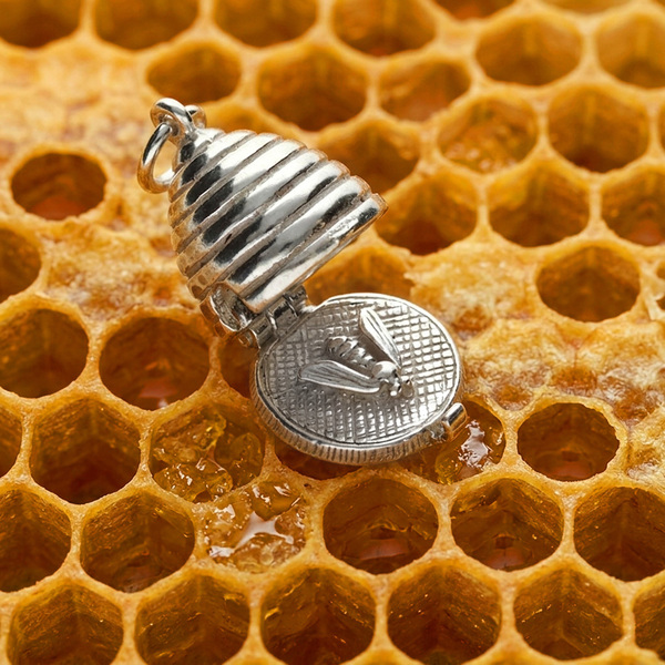 beehive charm